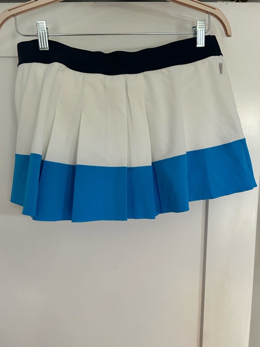 Nike White Skirt with Blue Hem and Black Waistband - Picture 2 of 4